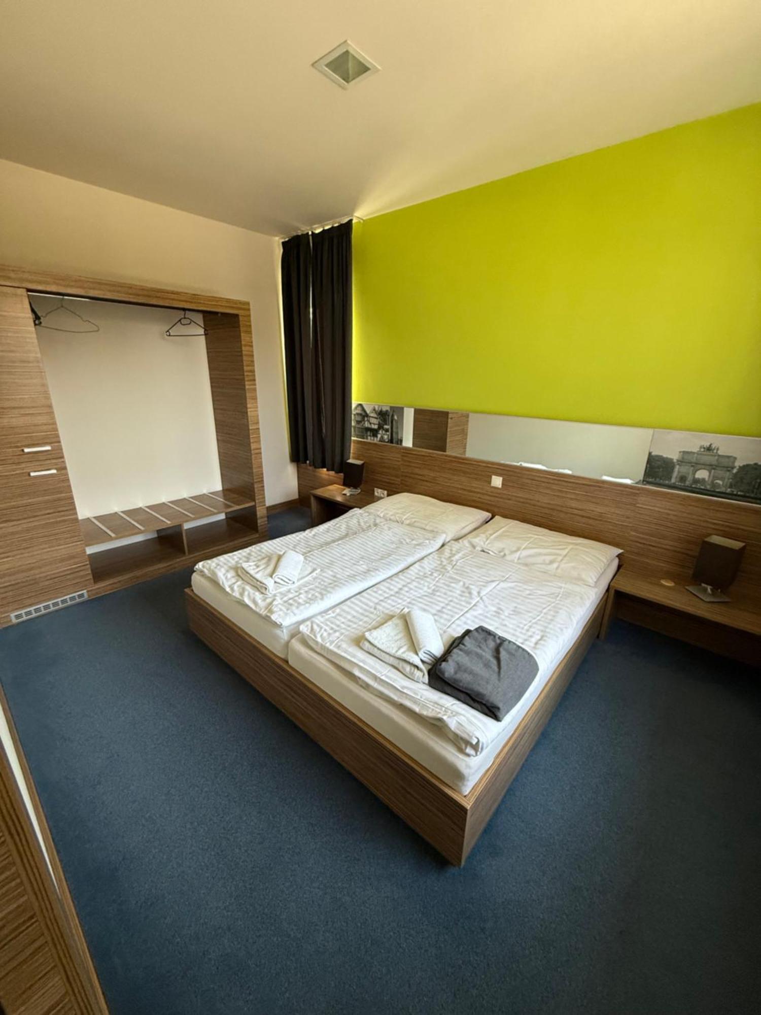 Hotelik Košice Buitenkant foto