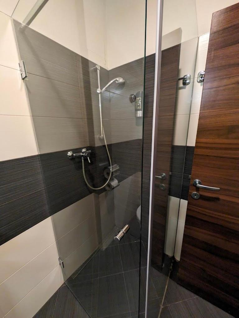 Hotelik Košice Buitenkant foto