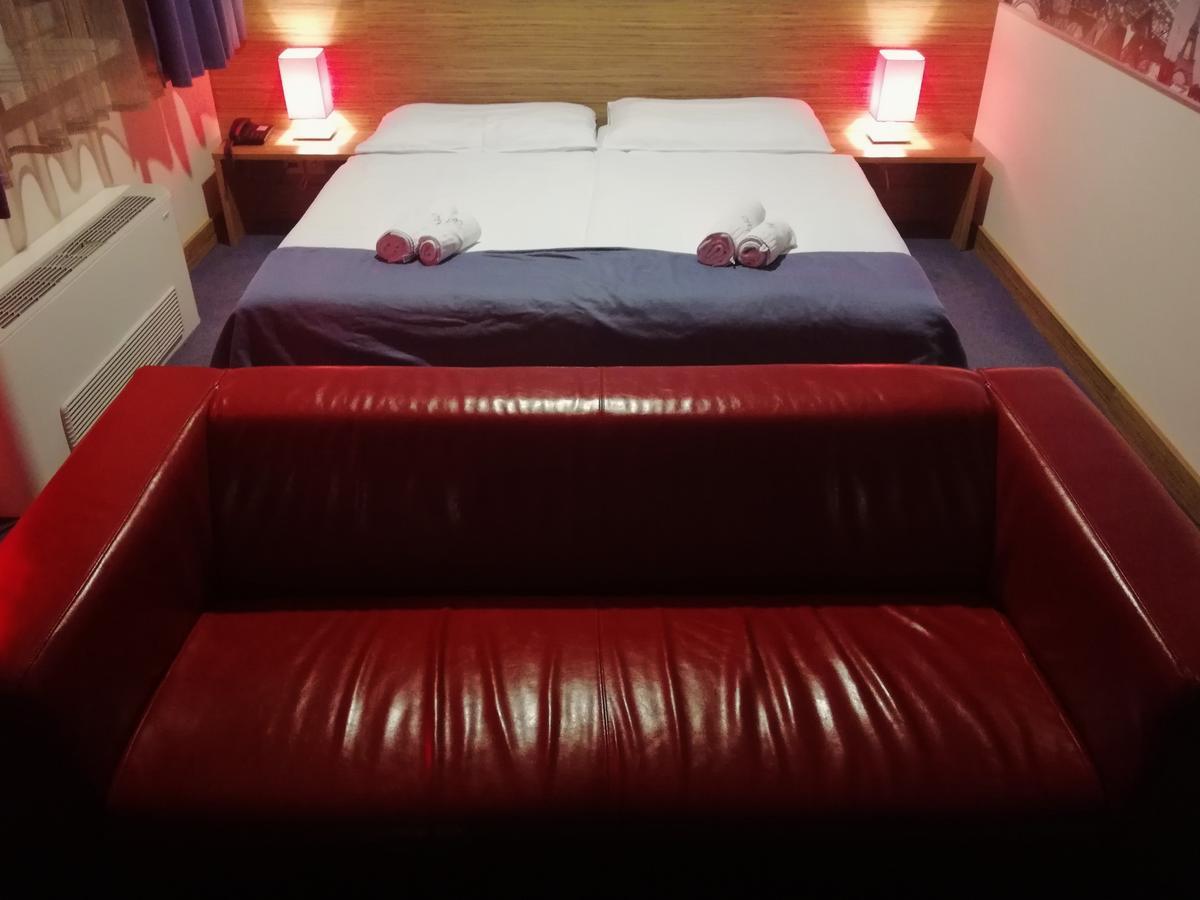 Hotelik Košice Buitenkant foto